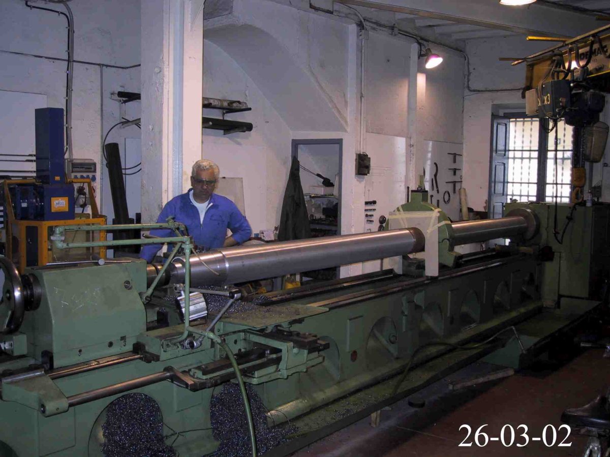 Imagen de Capitol 8 - 2002